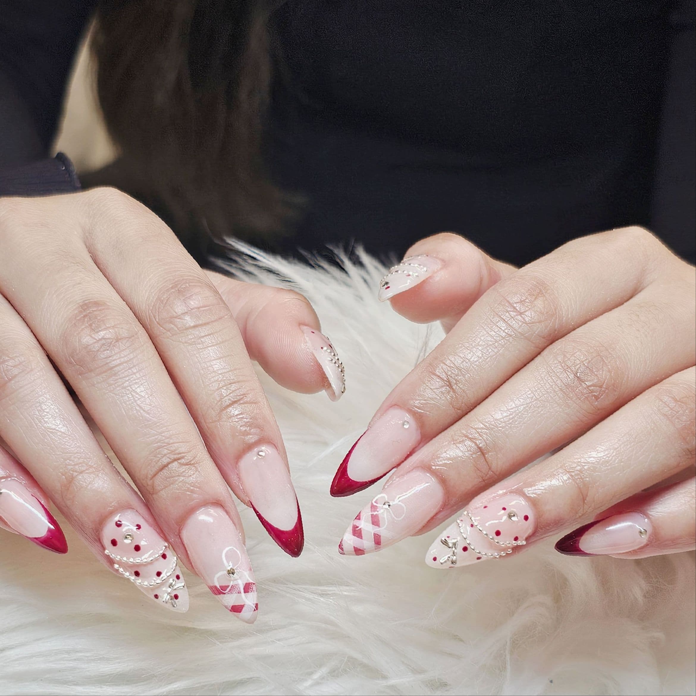 Photo from Yennie's Nail Lab's website
