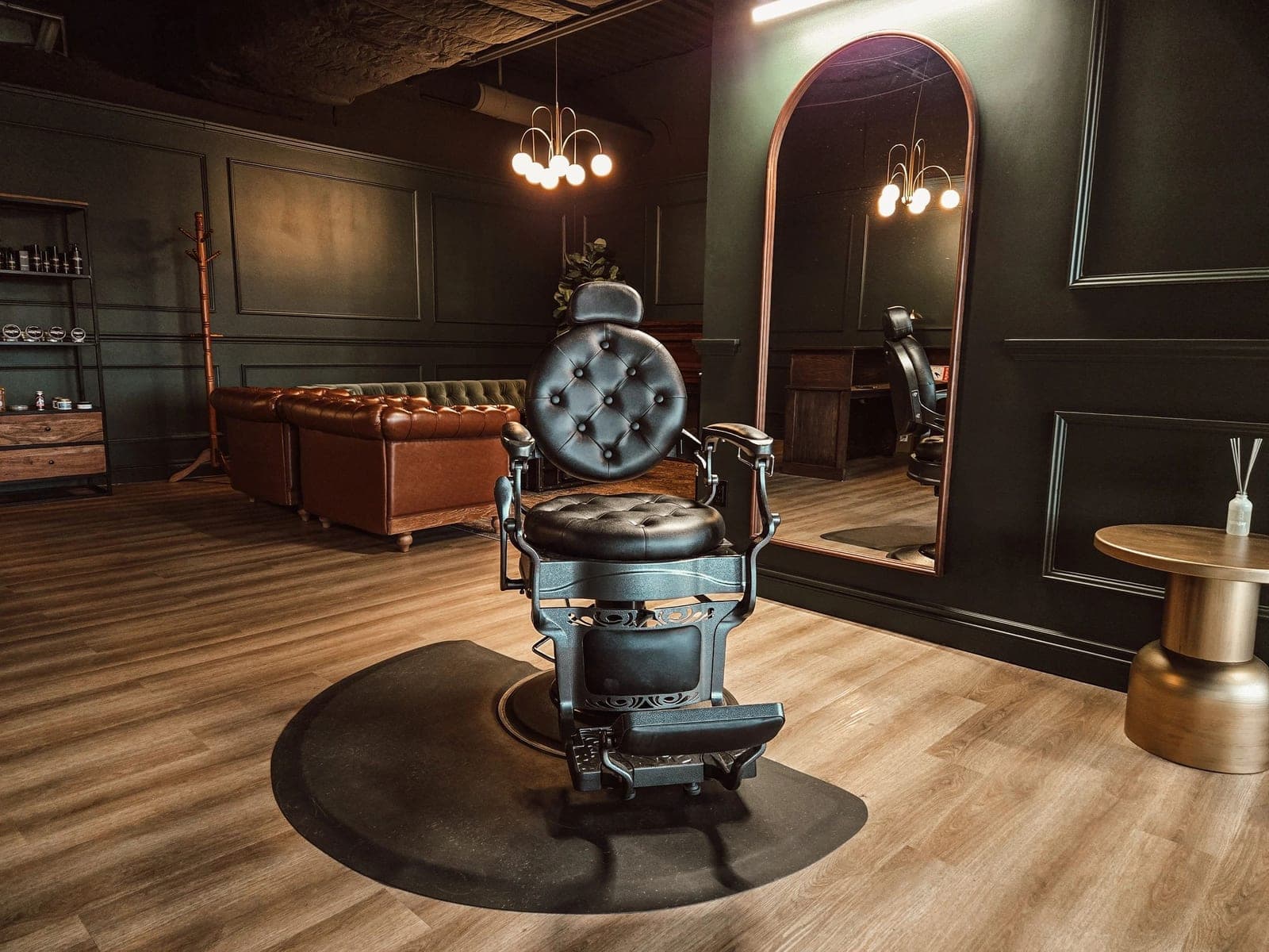 Photo from Bearspaw Barbershop's website