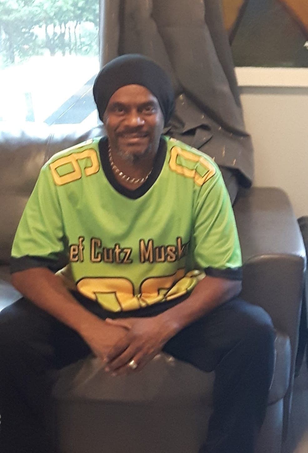 Photo from Def Cutz Muskoka's website