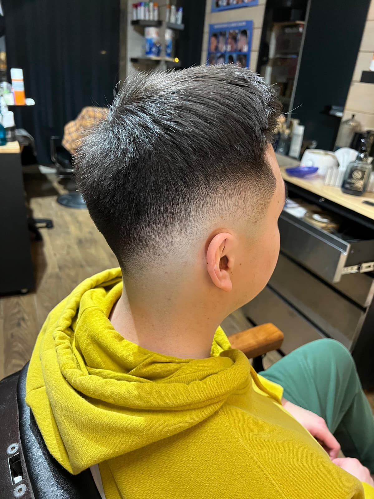 Photo from MR. Barbershop's website