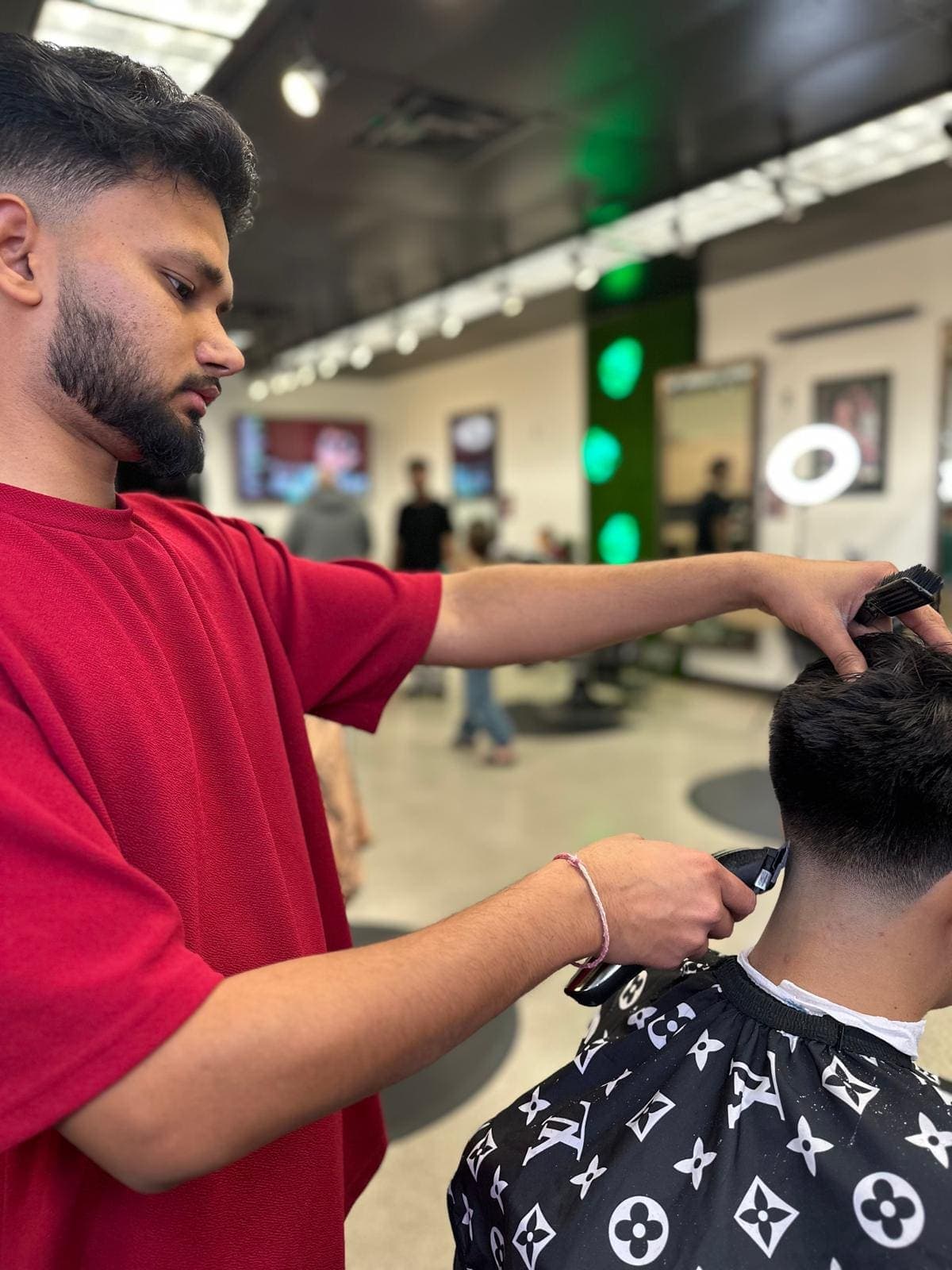 Photo from Samfadez Barbershop's website