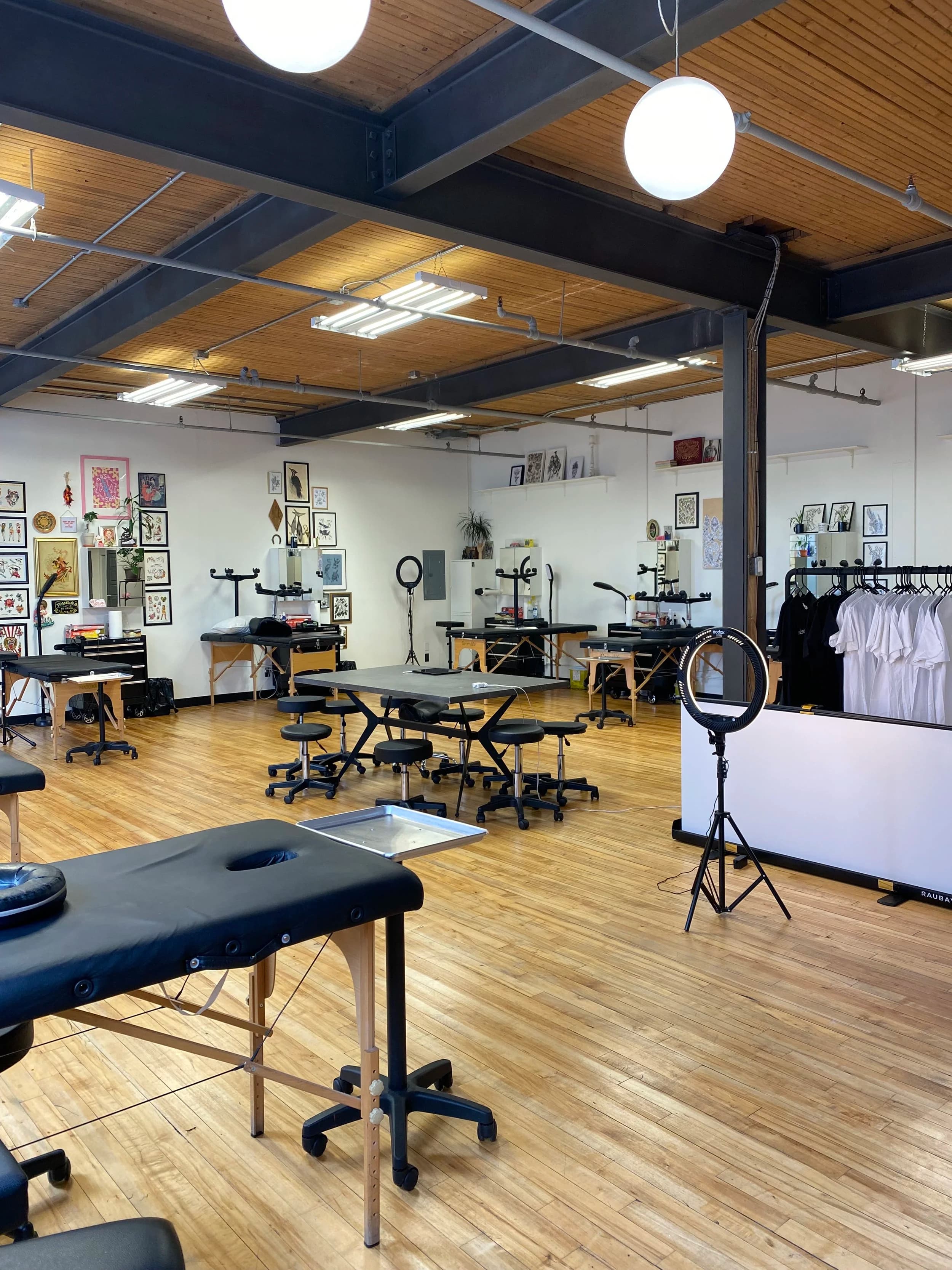 Photo from Désolé Maman's website