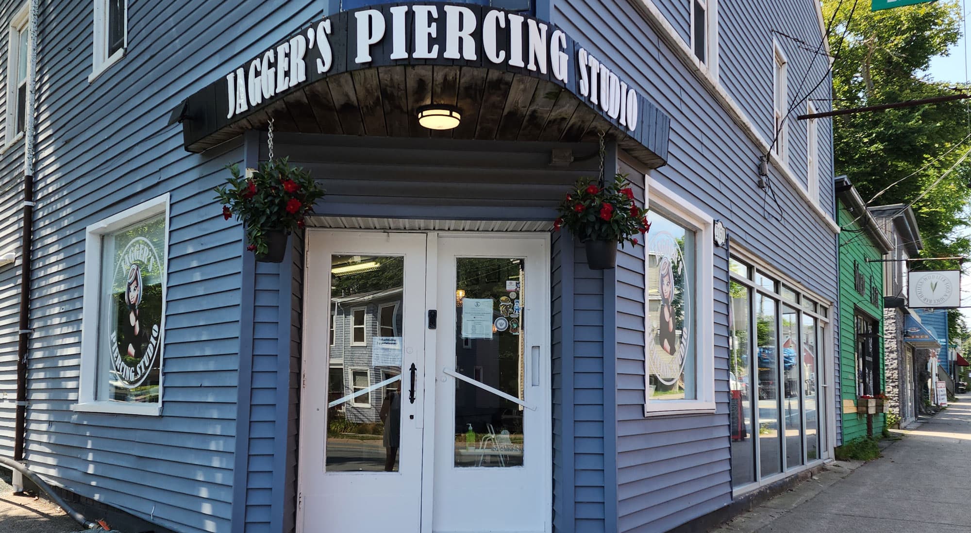 Photo from Jagger's Piercing Studio's website