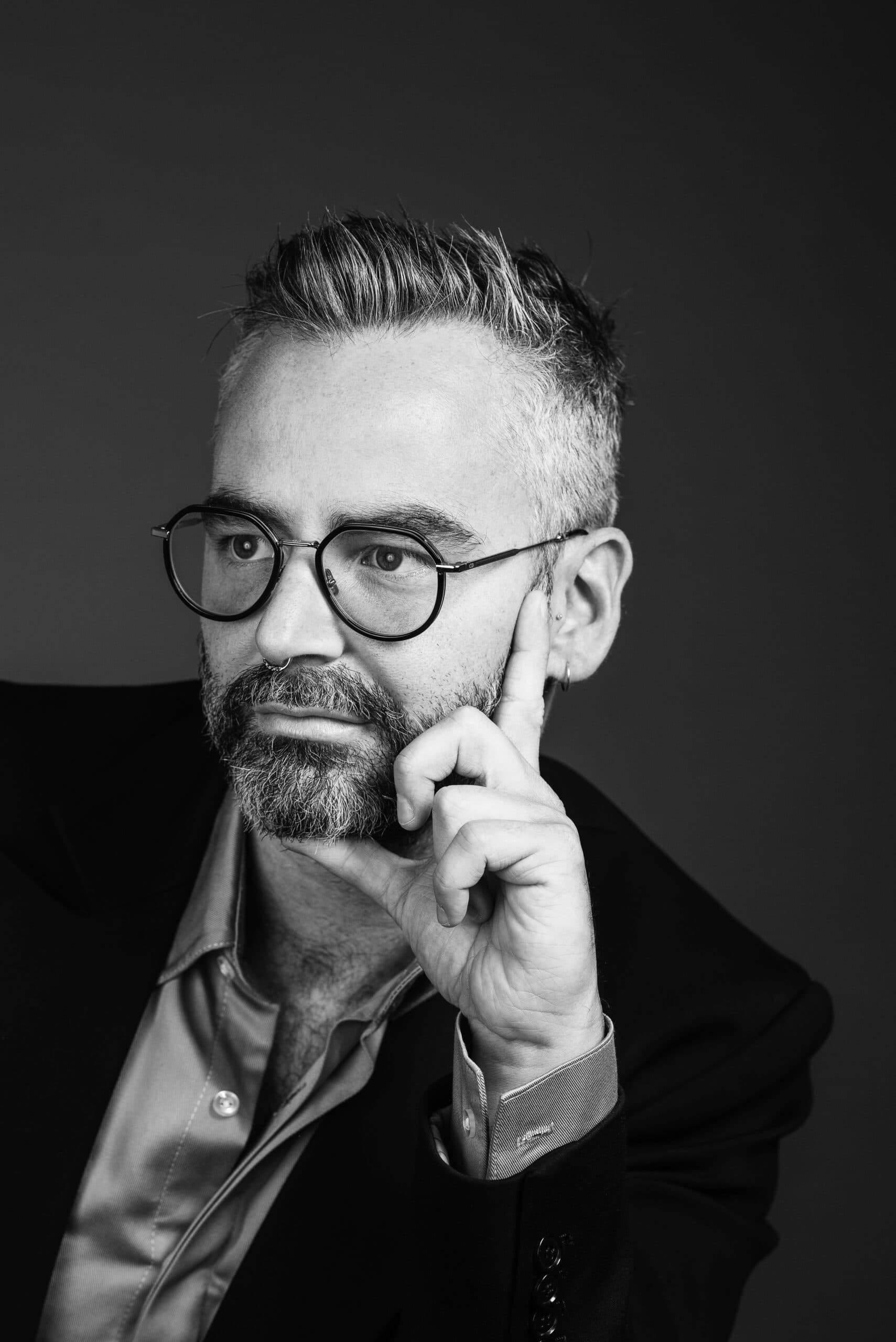 Photo from DHD Medispa (Dr Yves Hébert)'s website