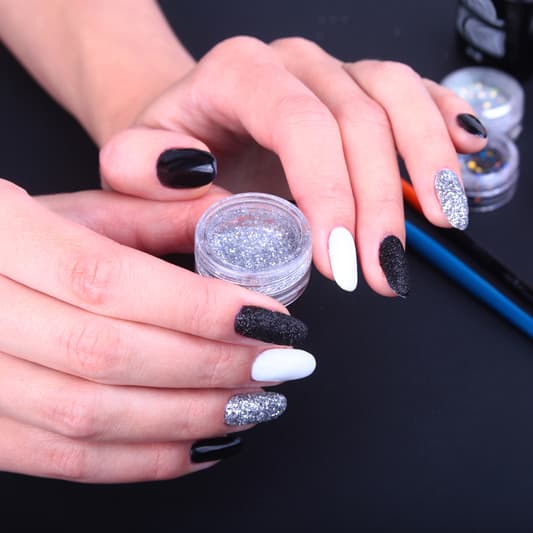 Photo from MAU Studio Ongles's website