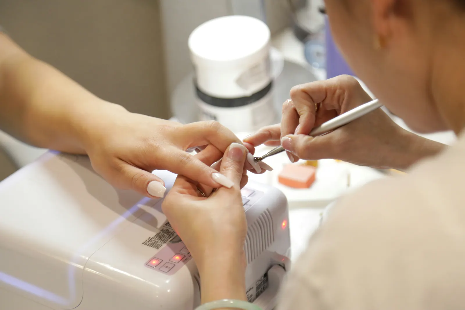 Photo from Nailfinity Studio's website