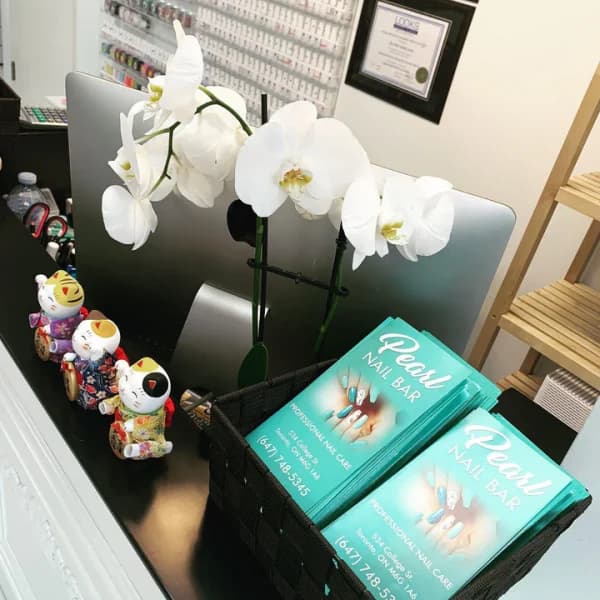 Photo from Pearl Nail Bar Toronto (College St)'s website