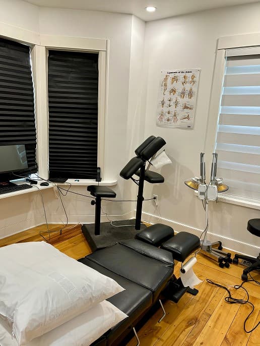 ADVANCED PHYSIOTHERAPY AND WELLNESS CENTRE gallery image 4