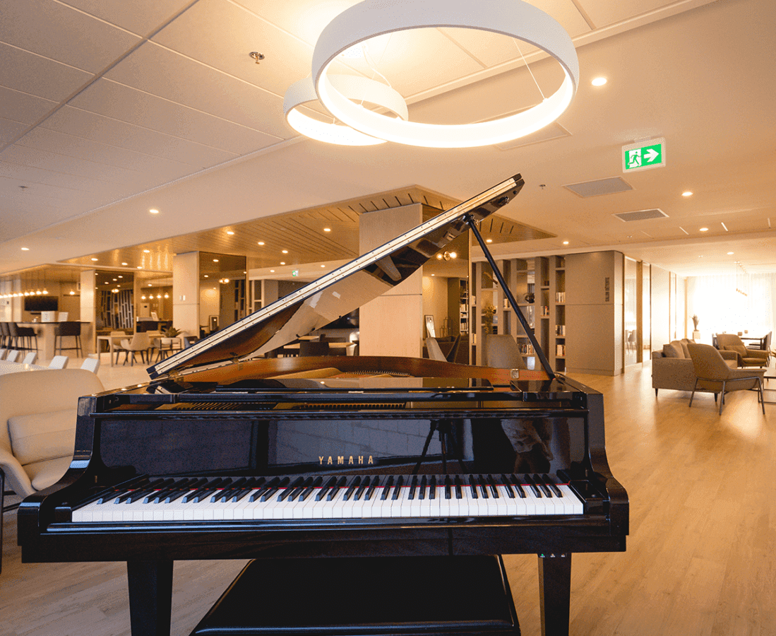 Venvi Renaissance Langley Retirement Living gallery image 3