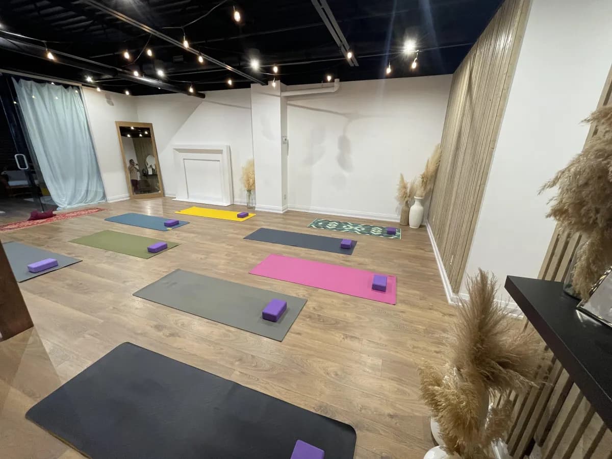 Abra Yoga gallery image 4