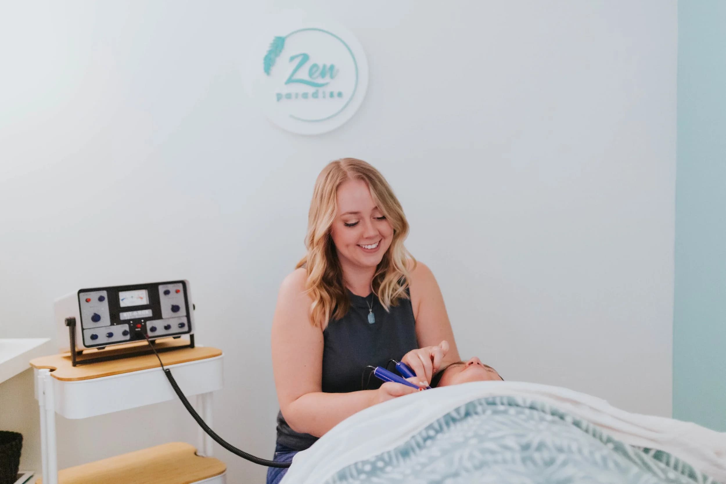 Zen Paradise Massage & Wellness gallery image 5