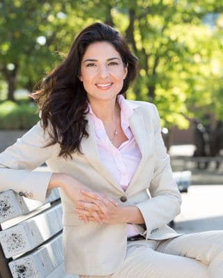 A life Worth Flourishing Therapy, Coaching & Transformative Educational Programs