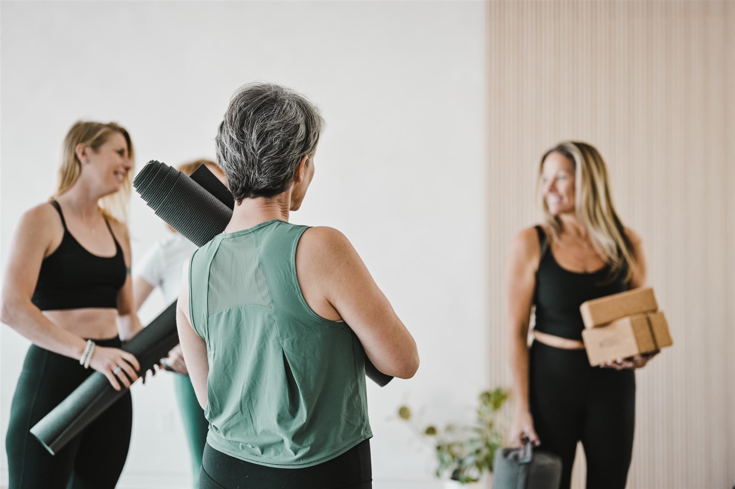 Renee Wesseling. Movement Specialist. Embodiment Coach. Yoga Instructor