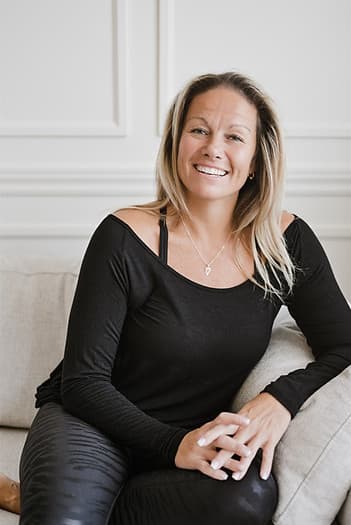 Renee Wesseling. Movement Specialist. Embodiment Coach. Yoga Instructor gallery image 4