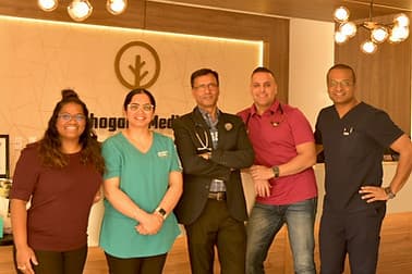 Dr Akash Sinha gallery image 1