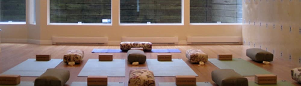 Om Prem Yoga Studio gallery image 1