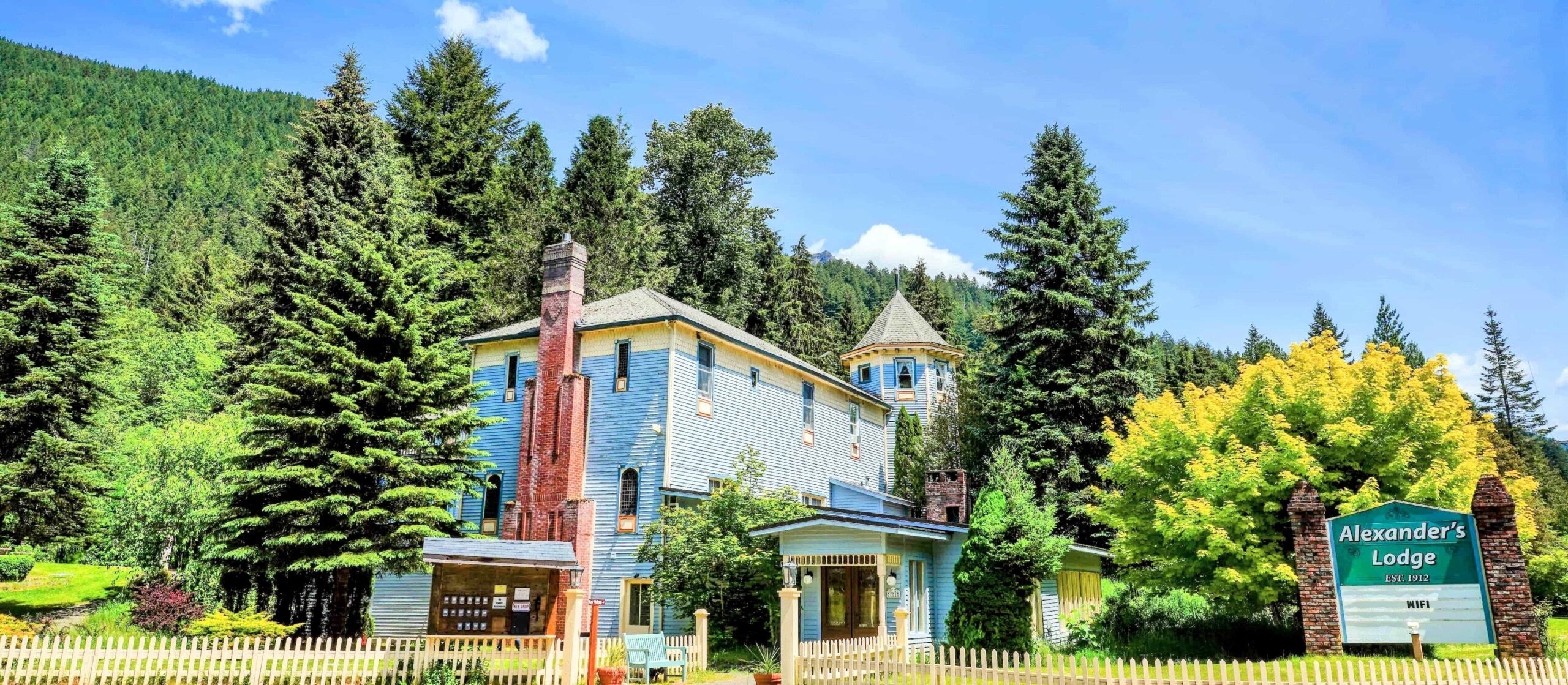 Clinical Team at Alexander's Lodge at Mt. Rainier — Clinical Team
