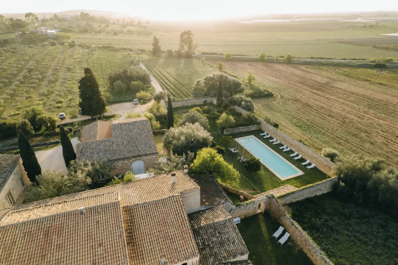 Baglio courtyard and stone rooms