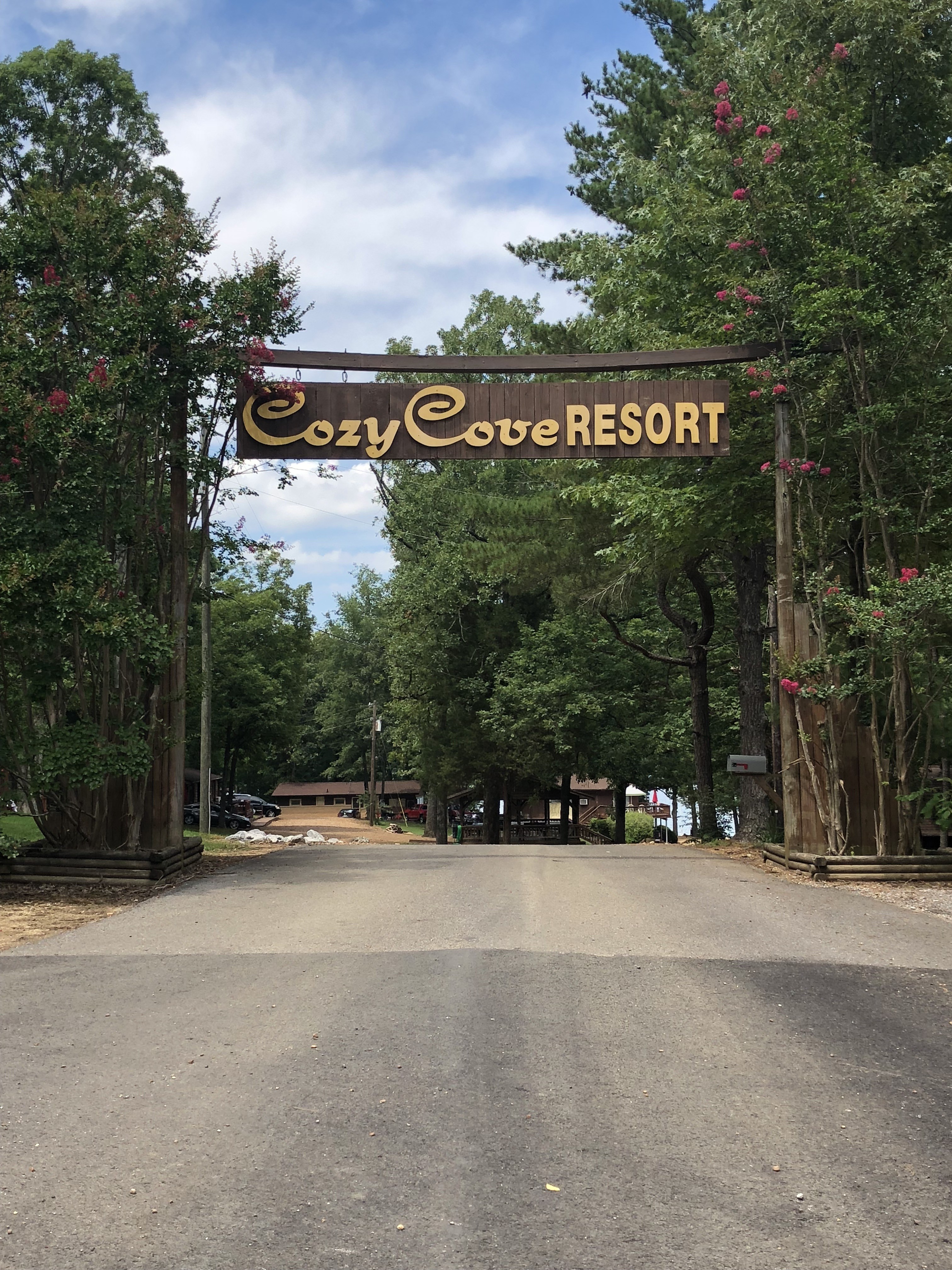 Cozy Cove Resort