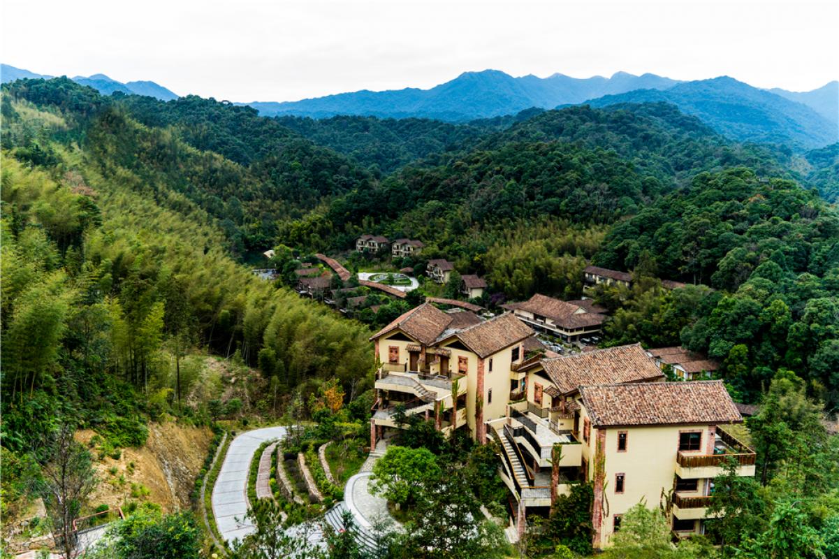 Crosswaters Ecolodge & Spa