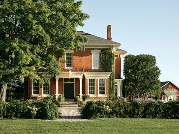 The Eddie Hotel & Farm — Boutique Farm Hotel