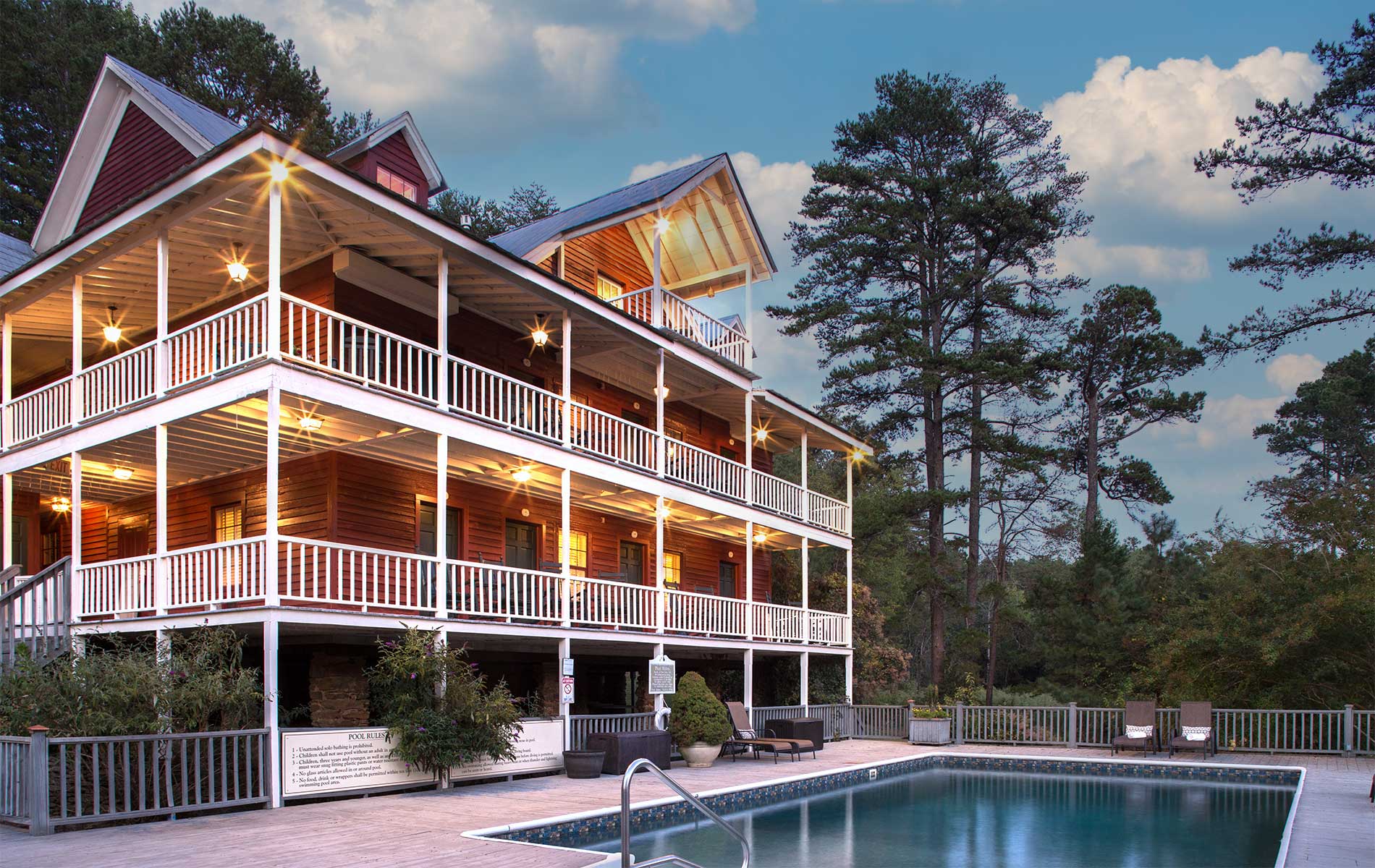 Arrive at Glen-Ella Springs Inn