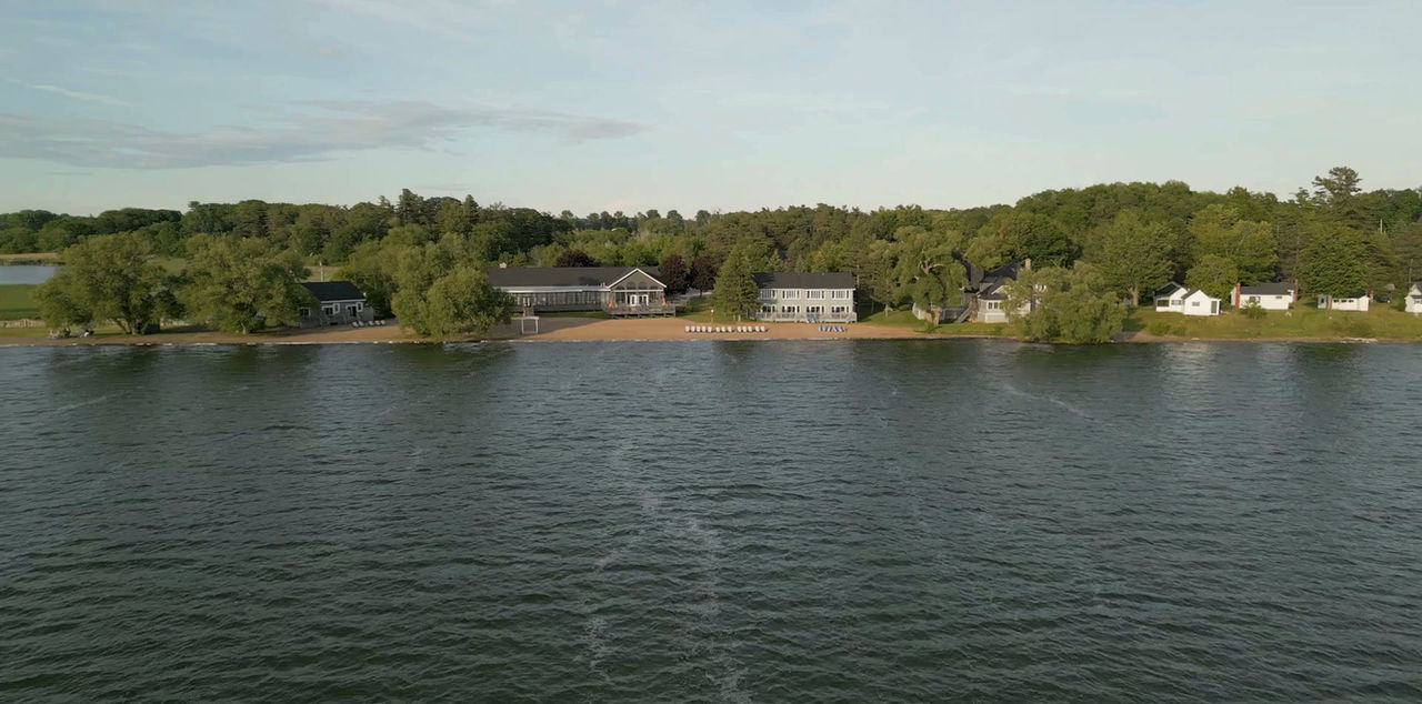 Isaiah Tubbs Resort — Waterfront Resort & Conference Centre