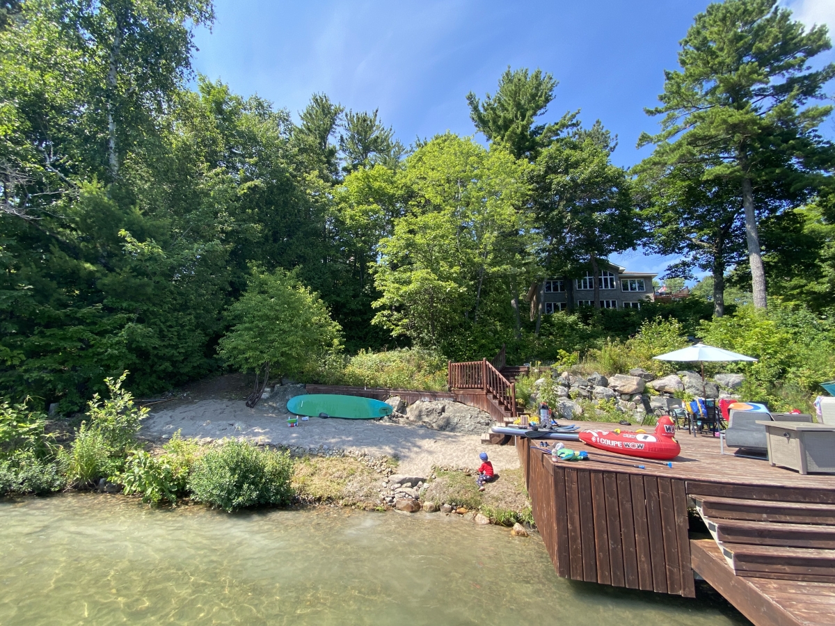 Lauzon Lake House — cottage-wellness