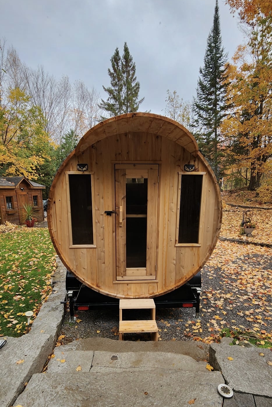 Lux Buckhorn Log Cottage