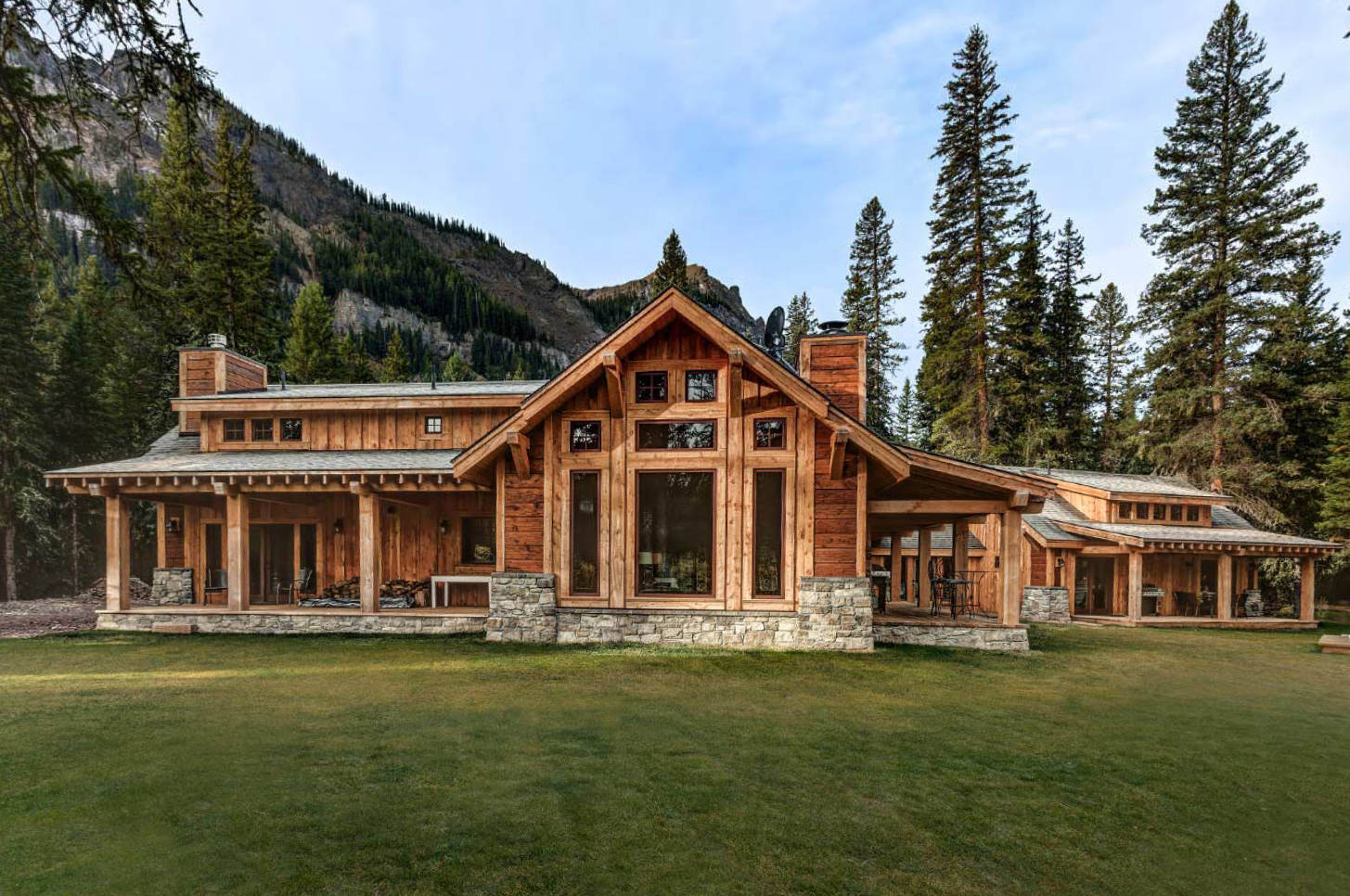 Clinical Team at MTNLUX Yellowstone Getaway — Clinical Team