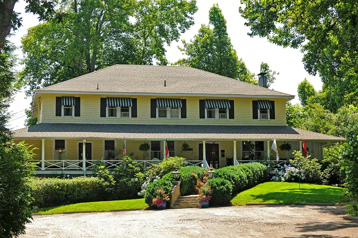 Arrive at The Orchard Inn & Spa