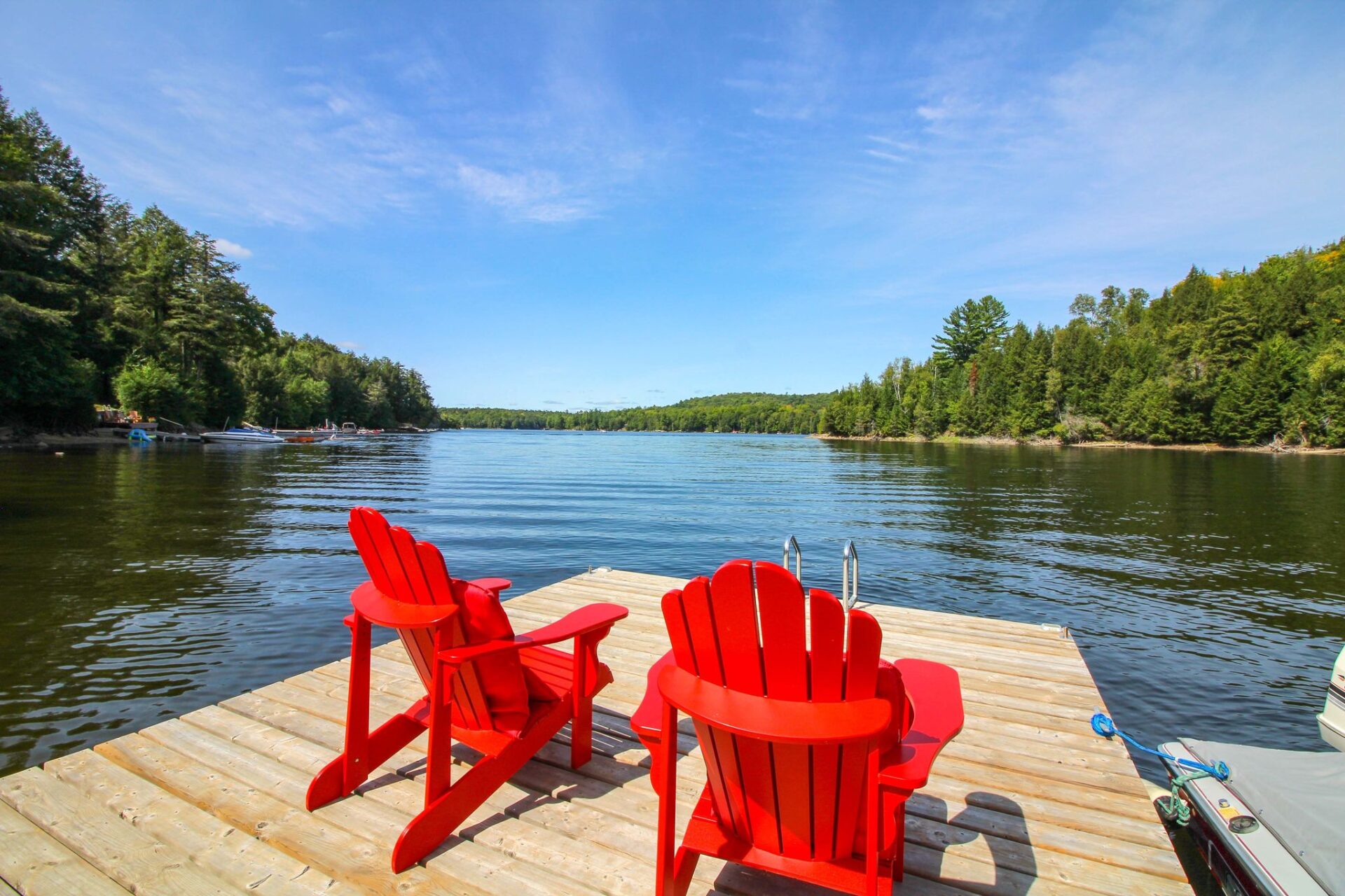 Pete's Retreat on Kennisis Lake