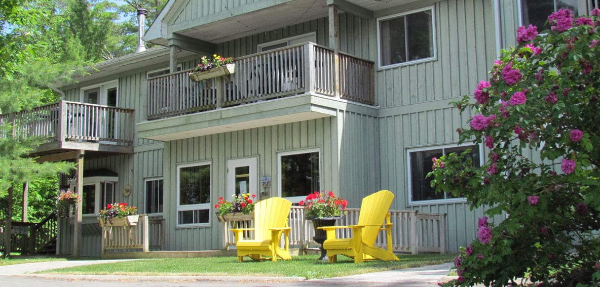 Use cottages and villa accommodation