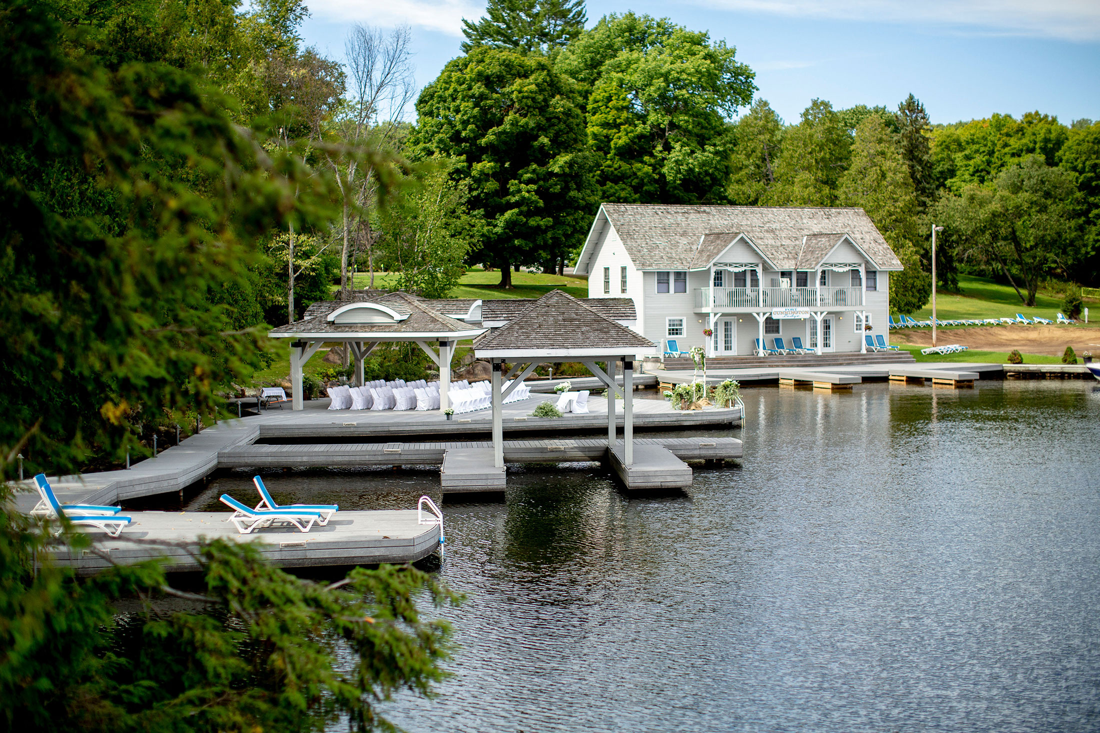 Use lakeside accommodation