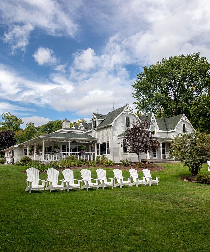 Port Cunnington Lodge & Resort — Lakefront Lodge