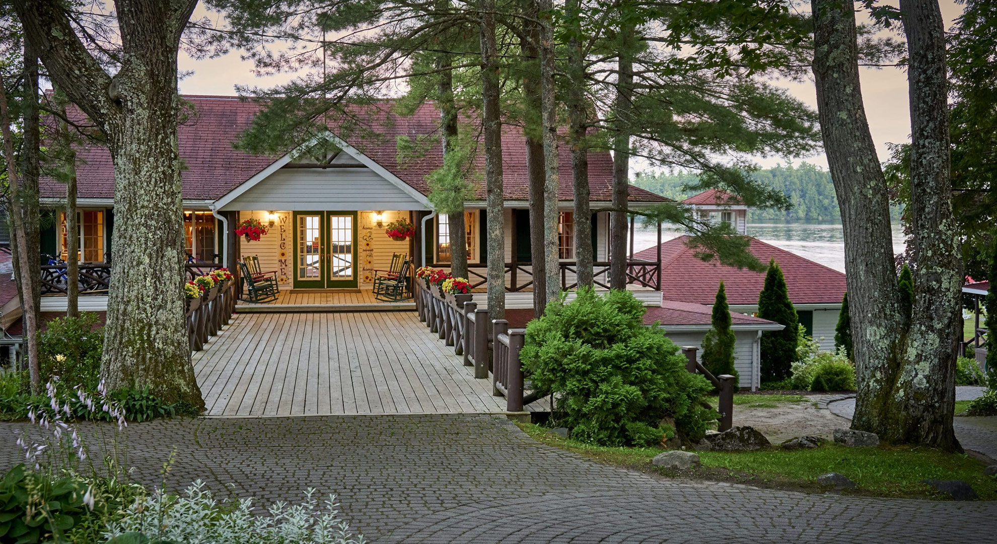 Severn Lodge — Lakefront Lodge