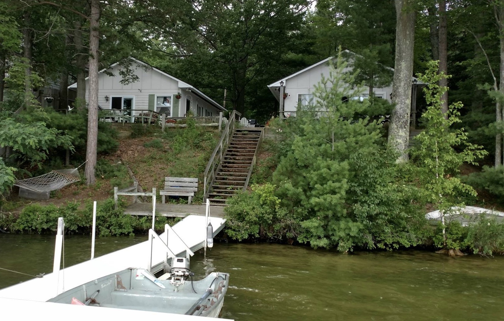 Arrive at Shawn's Boats and Cabins