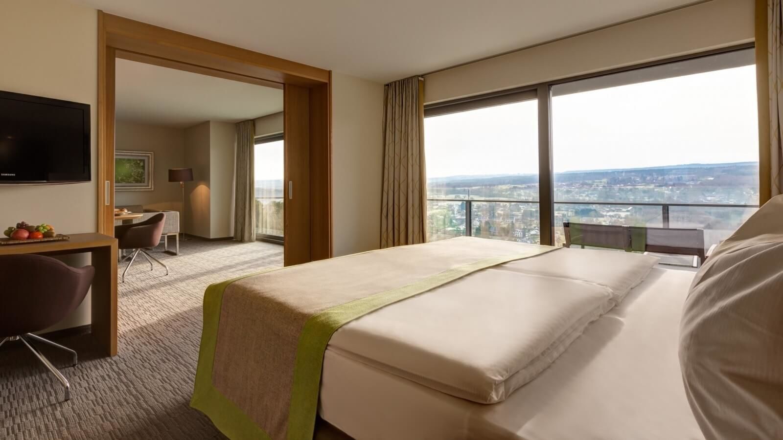 Arrive at Silva Hotel Spa-Balmoral